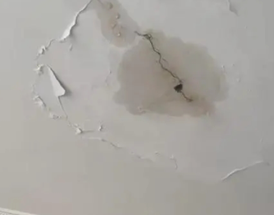 贡觉阳台漏水维修公司分享下屋面防水工程质量问题原因分析